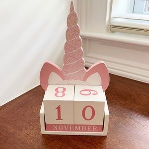 Unicorn Perpetual Calendar Wood Block Desktop Decor